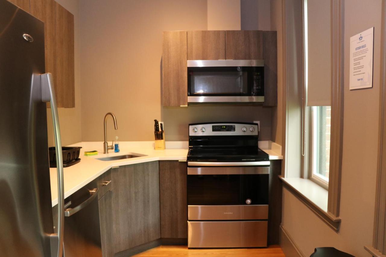 A Stylish Stay With A King Bed And Heated Floors #27 Бруклин Экстерьер фото